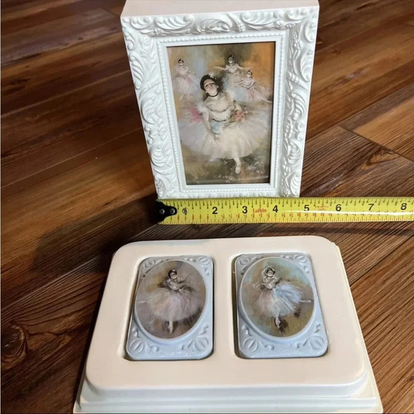 Collectible Avon Beauty in Motion Ballet Picture Frame 2 Special Occasion Soap - Picture 2 of 7